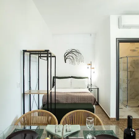 Anemos Luxury